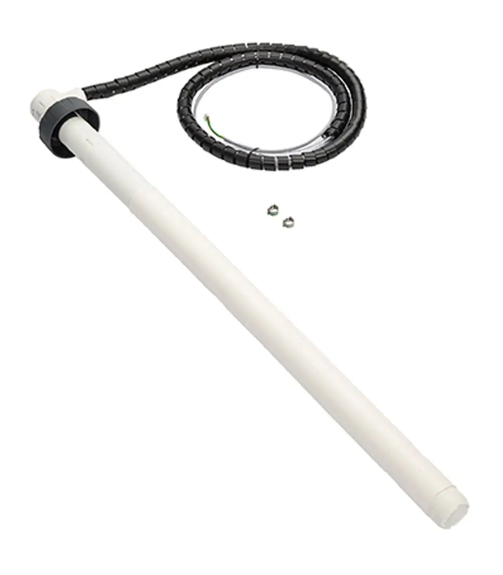 Grünbeck Umrüst-Kit mit einer langen, weißen Sauglanze und einem schwarzen Kabel. Enthält zwei Schrauben zur Befestigung.